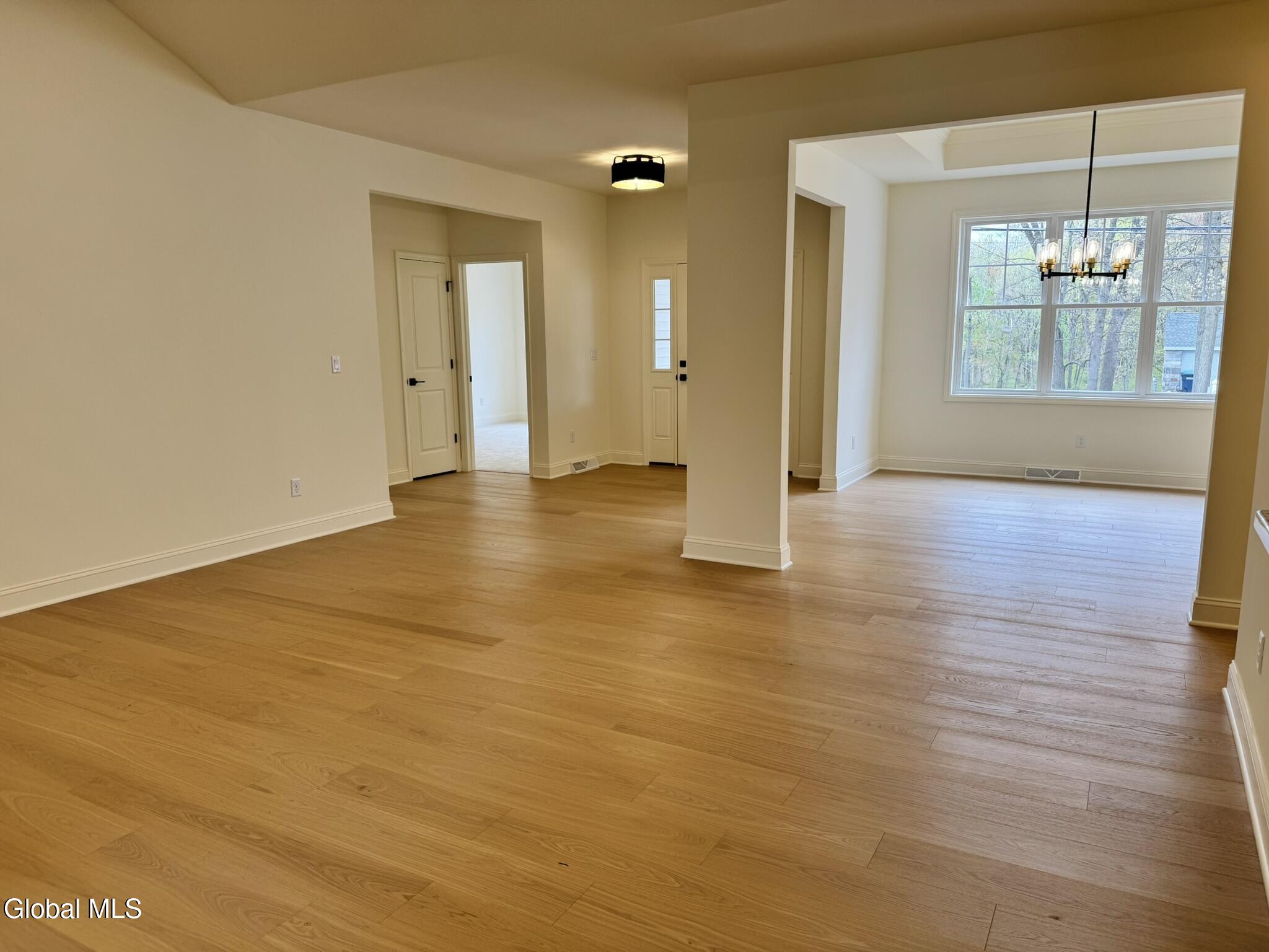 105 Maxwell Road Colonie, NY 12110 - Photo 7 of 19 Living/Dining Room