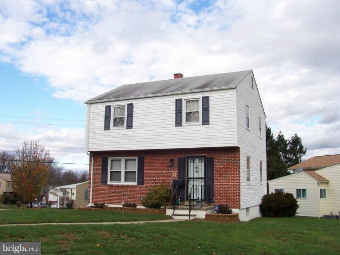 316 Ardmore Road Linthicum, MD 21090 - Photo 10 of 11 Exterior (Front)