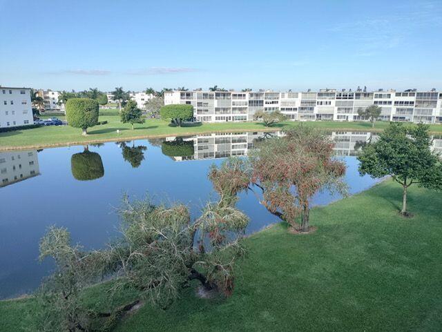 4026 Hythe B Boca Raton, FL 33434 - Photo 29 of 56 IMG_4487