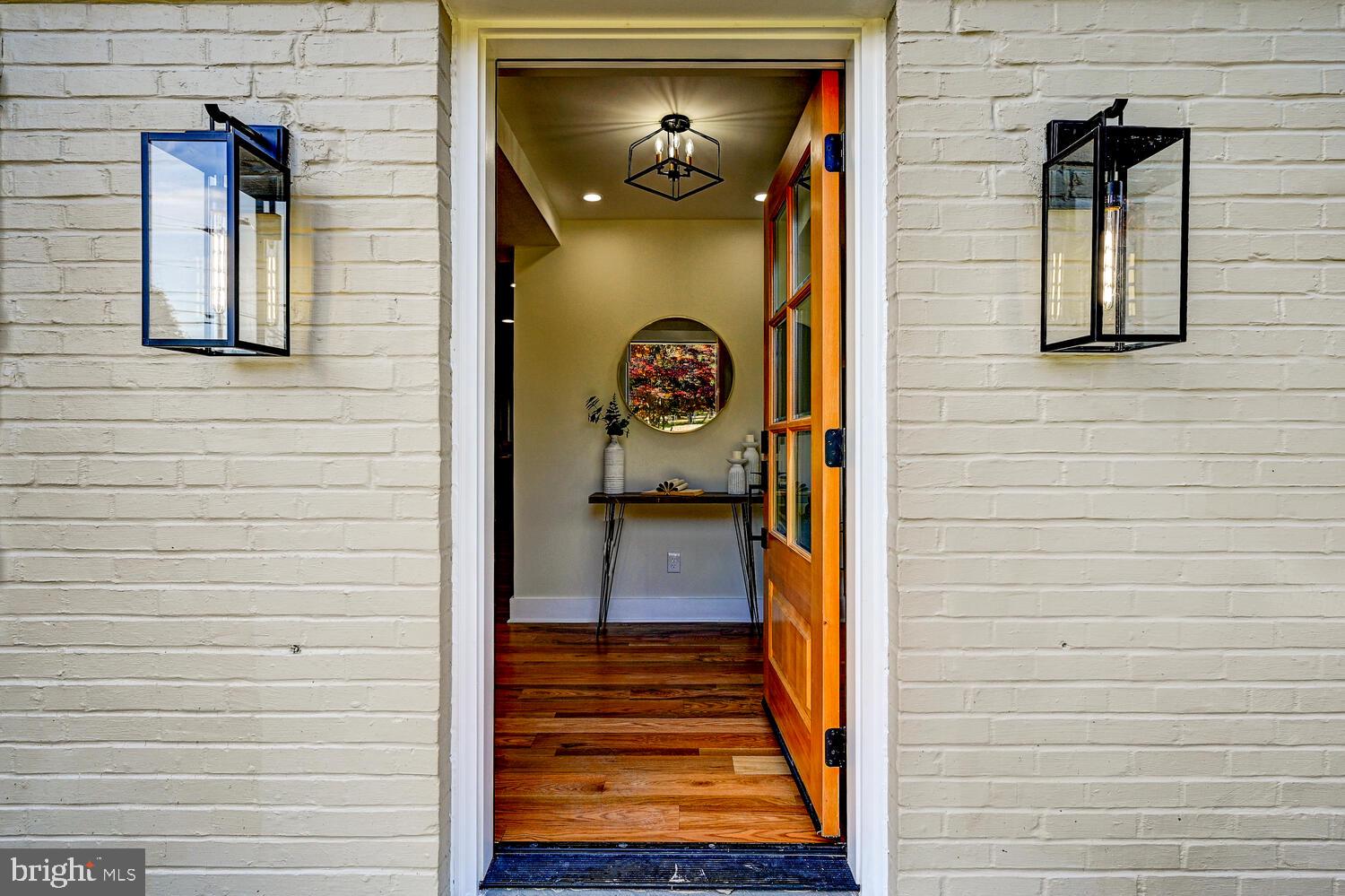 548 Hampton Lane Towson, MD 21286 - Photo 2 of 52