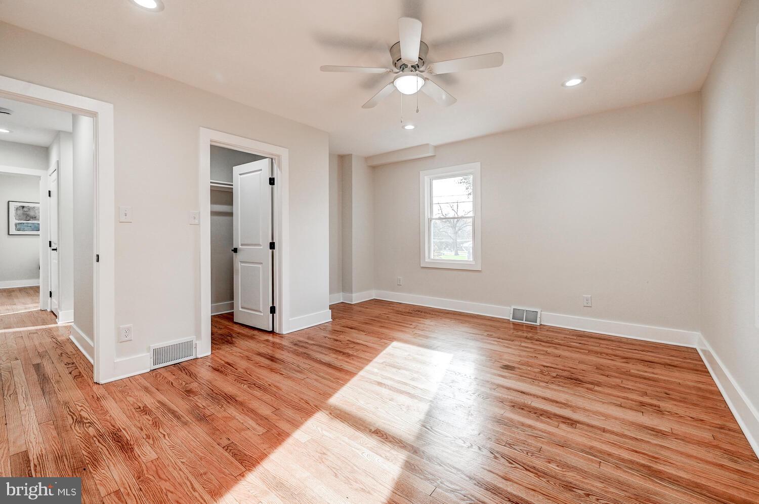 548 Hampton Lane Towson, MD 21286 - Photo 23 of 52