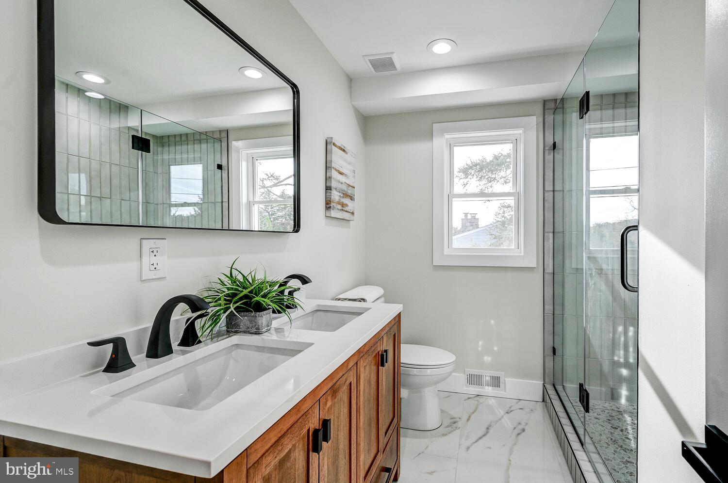 548 Hampton Lane Towson, MD 21286 - Photo 24 of 52