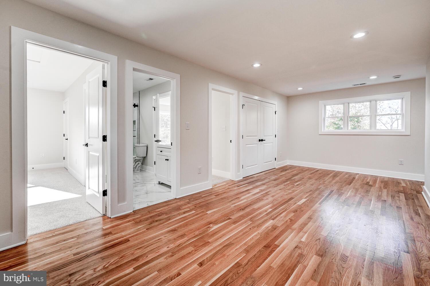 548 Hampton Lane Towson, MD 21286 - Photo 35 of 52