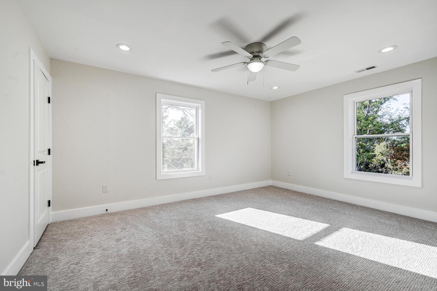 548 Hampton Lane Towson, MD 21286 - Photo 40 of 52