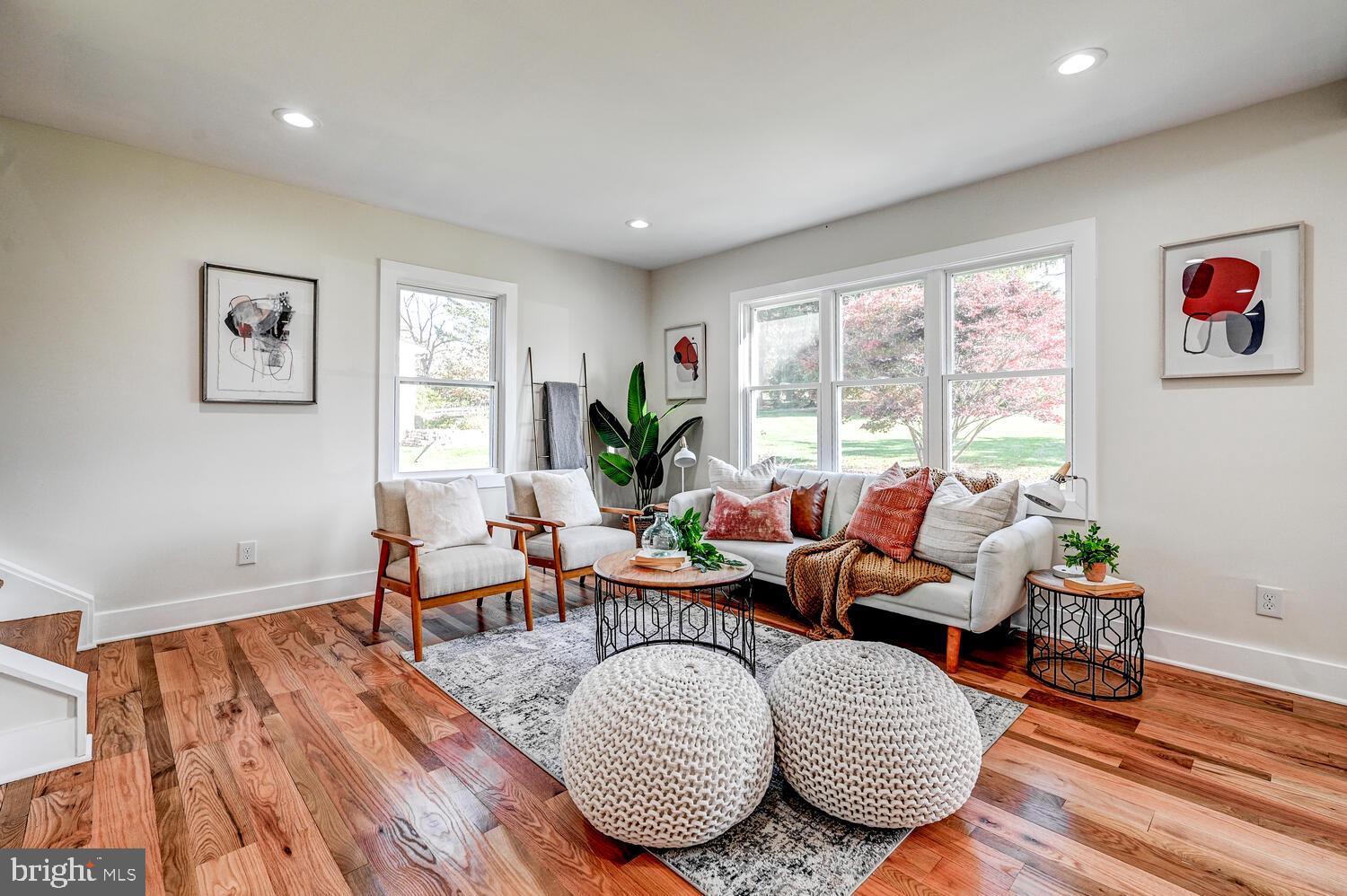 548 Hampton Lane Towson, MD 21286 - Photo 5 of 52