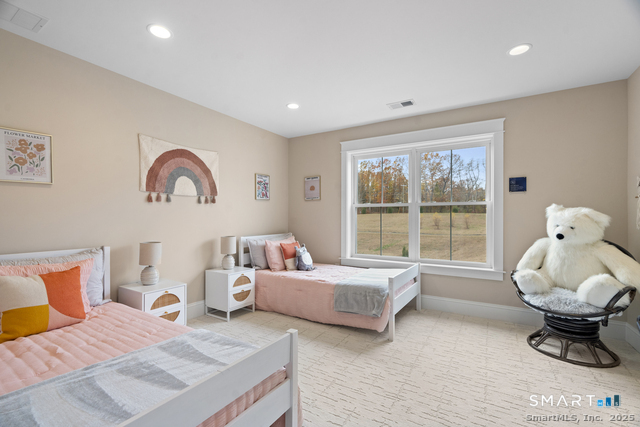 27 Soderman Way, Unit 27 Cheshire, CT 06410 - Photo 22 of 37