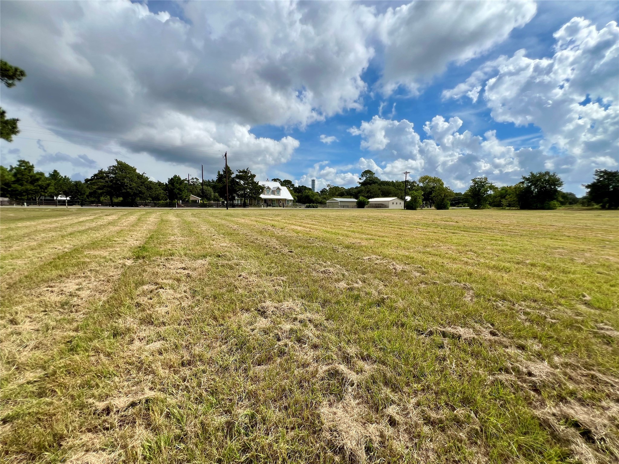 1195 B Track Road New Ulm, TX 78950 - Photo 15 of 18 a view of an ocean view