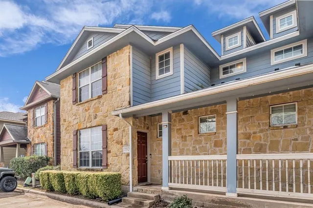 $299,900 | 2513 South 2nd Street, Unit 1B, Waco, TX 76706
