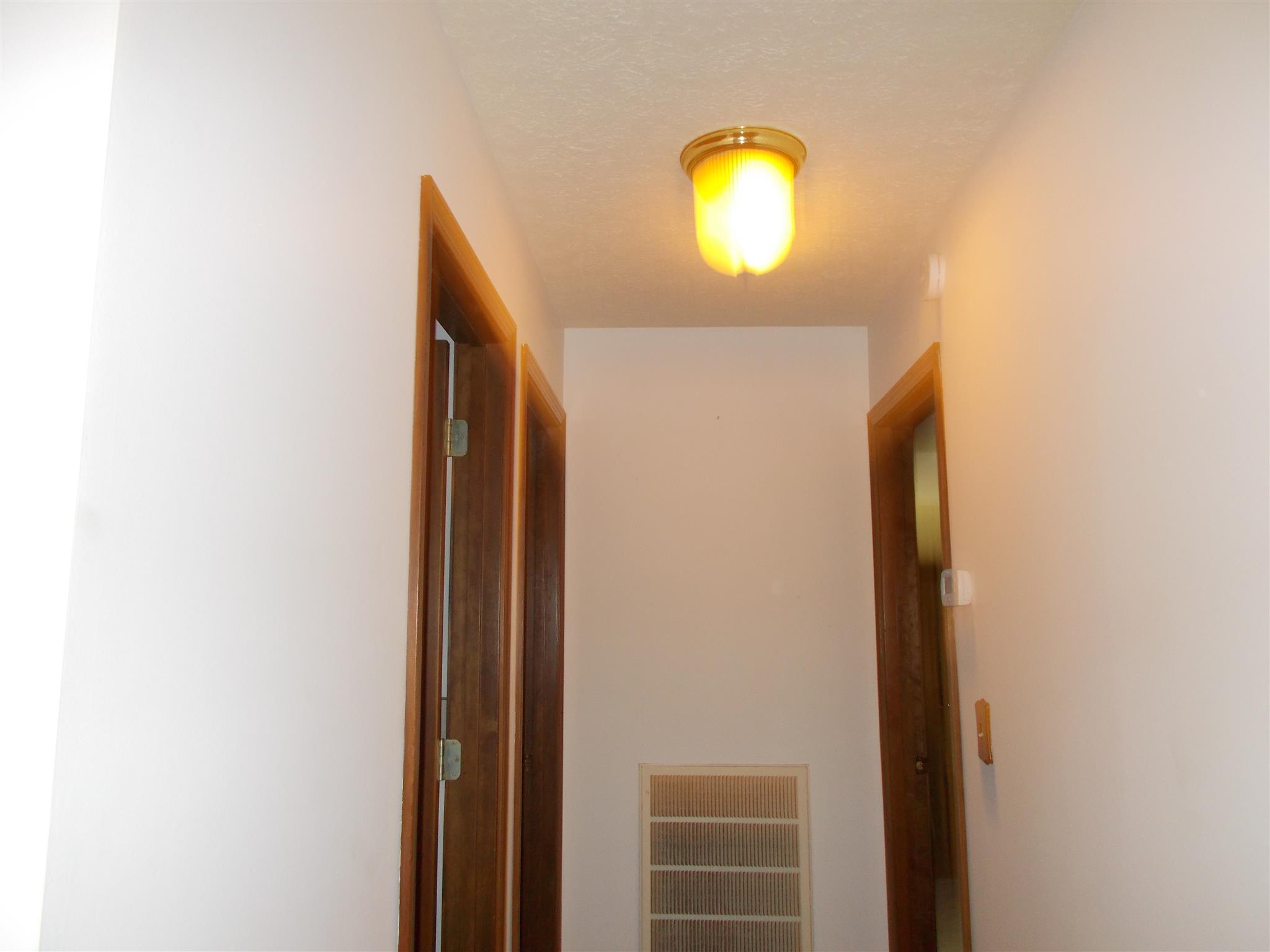 1728 New Vaughn Road Columbia, TN 38401 - Photo 10 of 14 Gallery Image 10