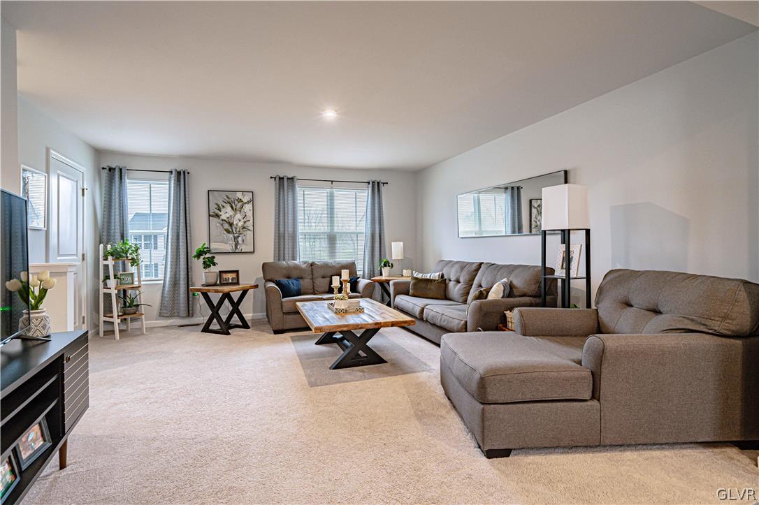547 Delta Road Northampton, PA 18067 - Photo 4 of 32 Gallery Image 4