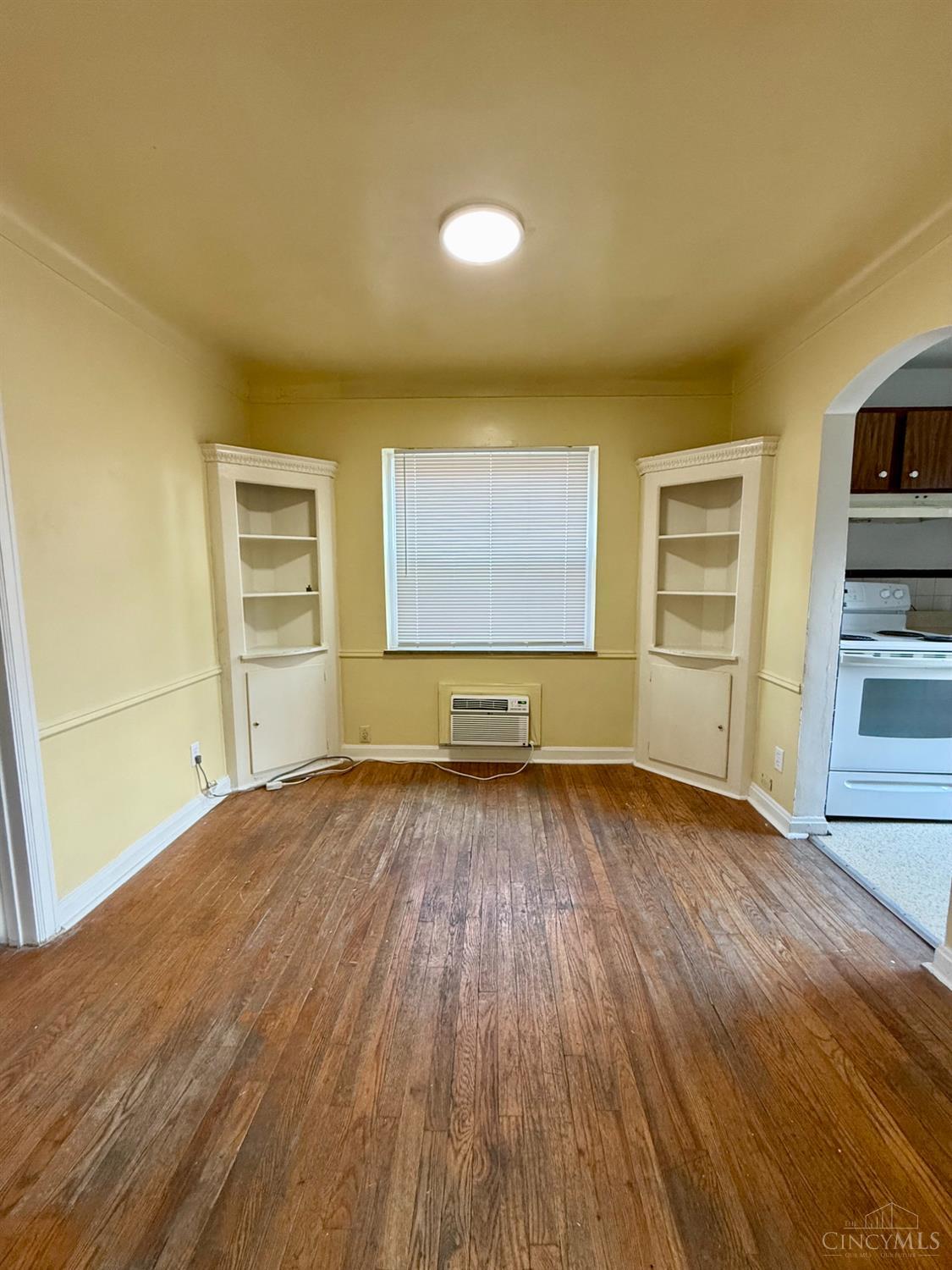 3188 Werk Road, Unit 4 Cincinnati, OH 45211 - Photo 4 of 12