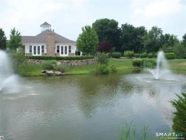 $465,000 | 26 Maura Lane, Unit 26, Danbury, CT 06810