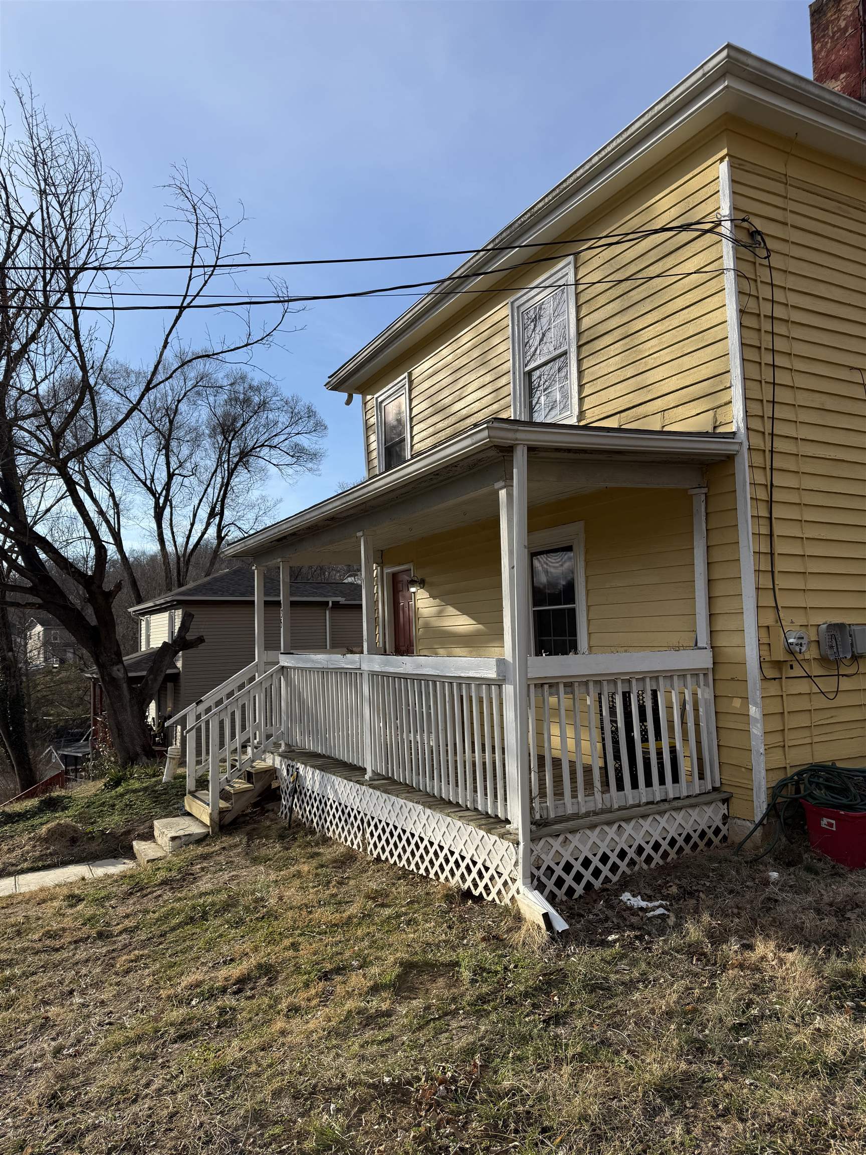 635-633 Stuart Street Staunton, VA 24401 - Photo 6 of 41 a view of a house with a yard
