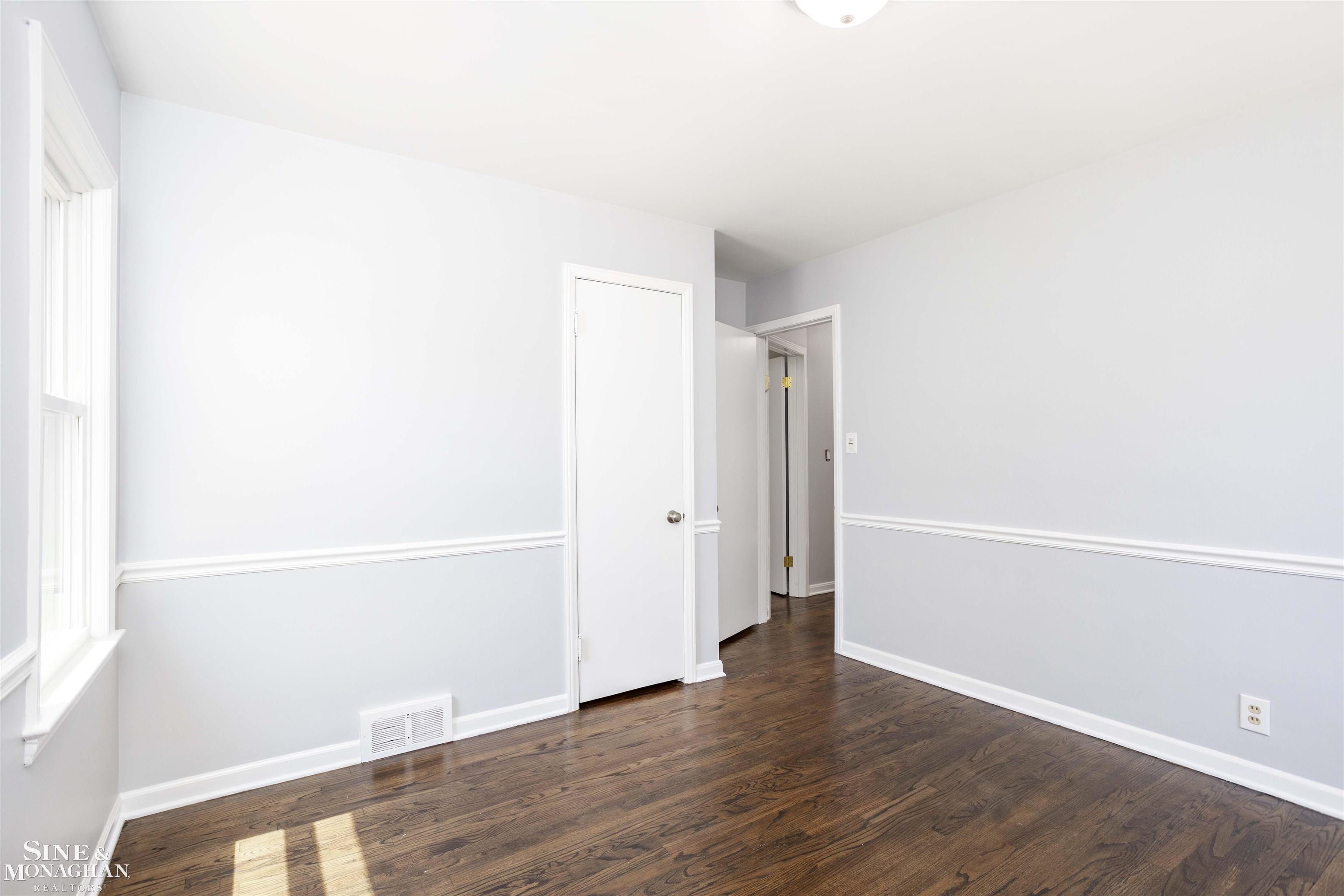 377 Ridgemont Road Grosse Pointe Farms, MI 48236 - Photo 15 of 36