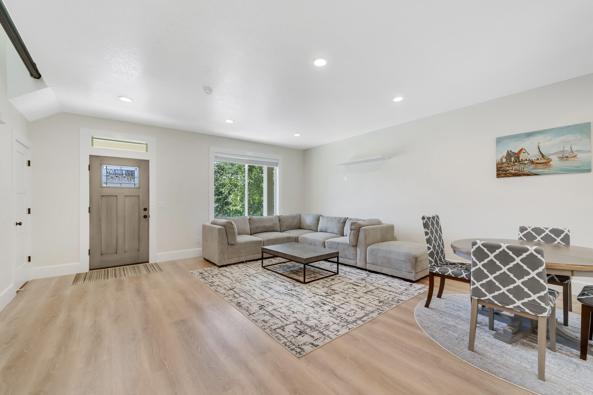 4520 Moondancer Lane Tillamook, OR 97141 - Photo 5 of 39 Living Area