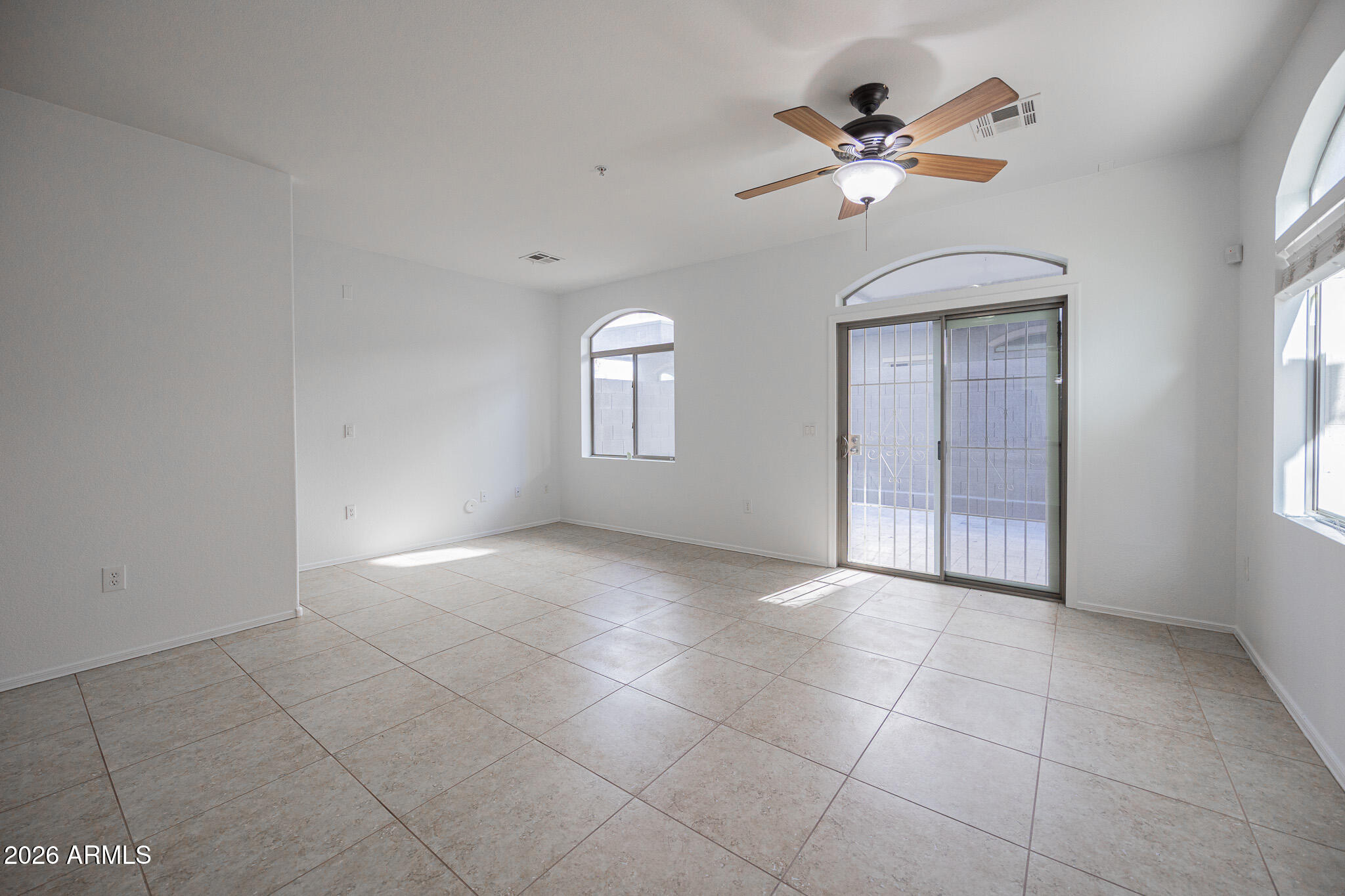 2150 West Alameda Road, Unit 1292 Phoenix, AZ 85085 - Photo 9 of 35 B33A1363