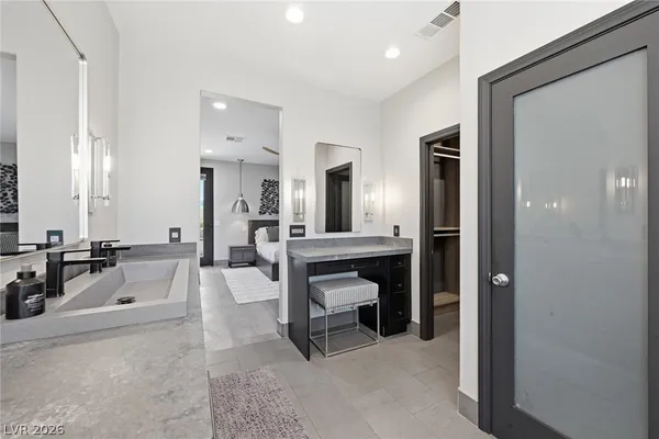 $8,800 | 3308 Pageland Court, Las Vegas, NV 89135