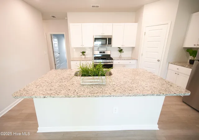 $365,000 | 1001 Bourne Drive Southwest, Ocean Isle Beach, NC 28469