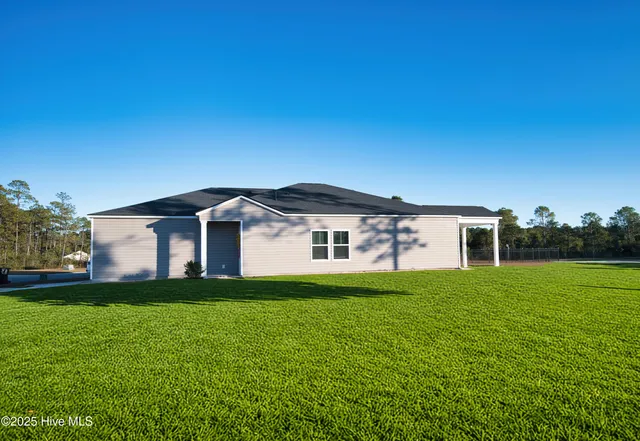 $365,000 | 1001 Bourne Drive Southwest, Ocean Isle Beach, NC 28469