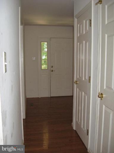 563 Leeds Road Elkton, MD 21921 - Photo 5 of 23 Entrance / Foyer