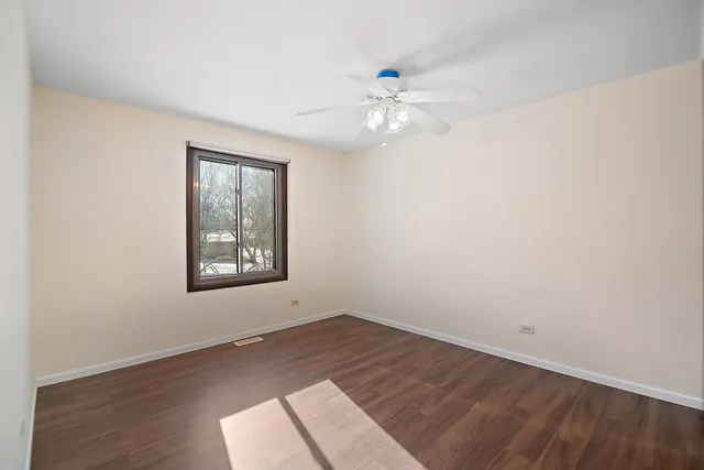 $400,000 | 131 Monticello Circle, Bolingbrook, IL 60440