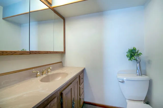 $400,000 | 131 Monticello Circle, Bolingbrook, IL 60440