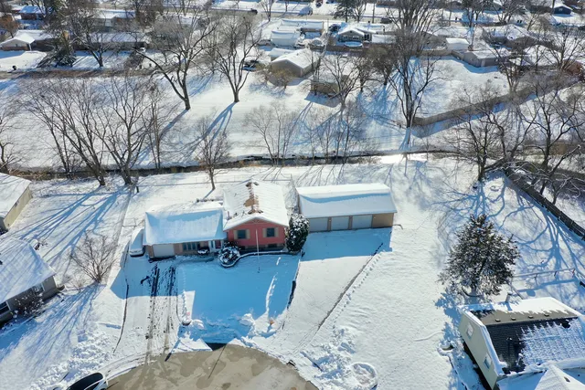 $400,000 | 131 Monticello Circle, Bolingbrook, IL 60440