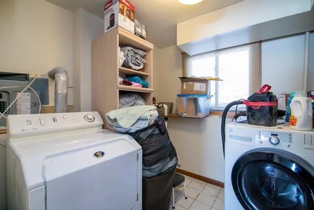 $400,000 | 131 Monticello Circle, Bolingbrook, IL 60440