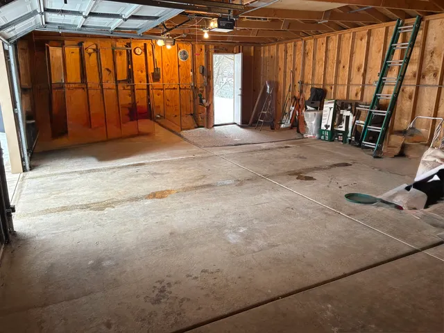 $400,000 | 131 Monticello Circle, Bolingbrook, IL 60440