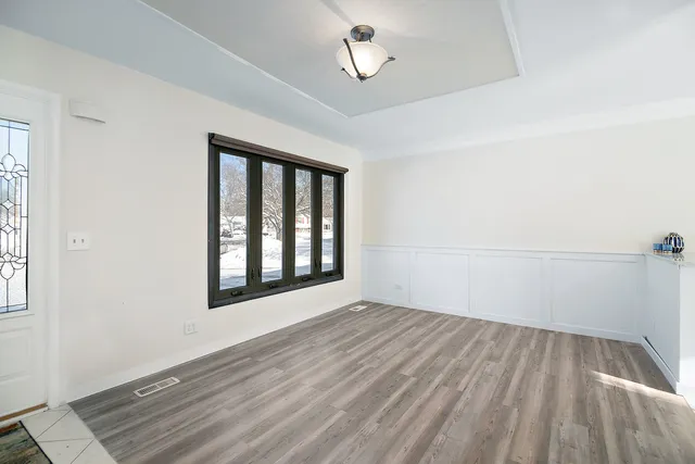 $400,000 | 131 Monticello Circle, Bolingbrook, IL 60440