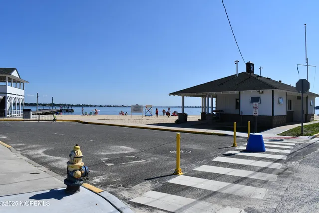 $599,000 | 334 East Cape May Avenue, Ocean Gate, NJ 08740