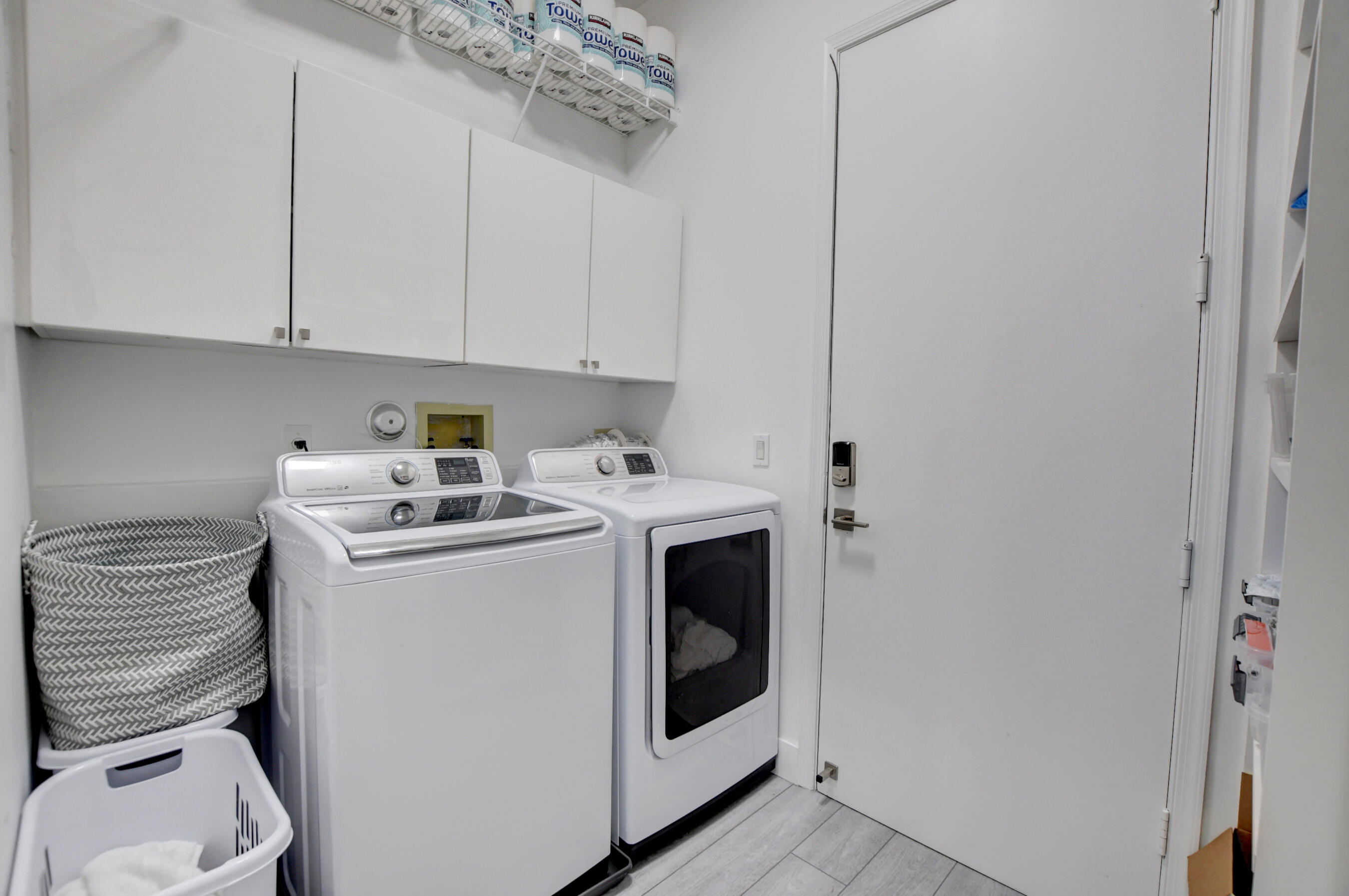 2538 Northwest 52nd Street Boca Raton, FL 33496 - Photo 19 of 52 Laundry