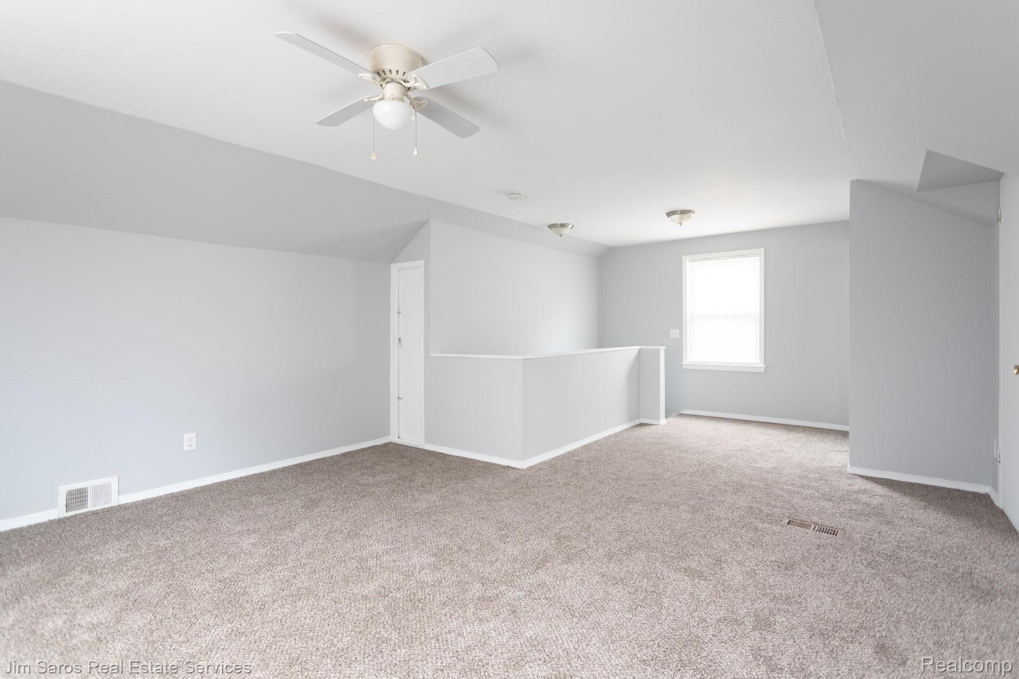 4711 Yorkshire Road Detroit, MI 48224 - Photo 12 of 18 16.jpg