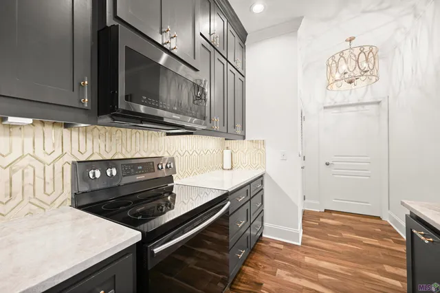 $415,000 | 7707 Bluebonnet Boulevard, Unit 314, Baton Rouge, LA 70810