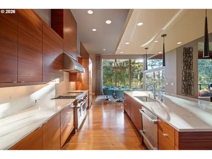 $2,650,000 | 1313 Northwest 5th Avenue, Camas, WA 98607