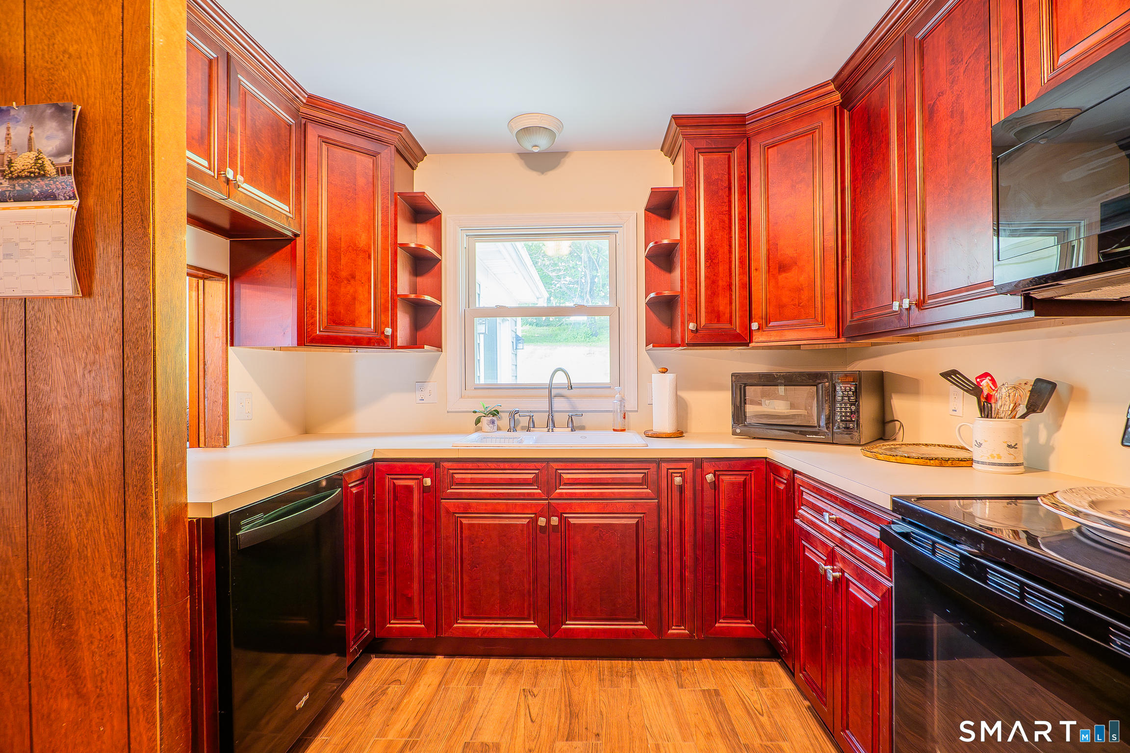 33 Kingswood Road Danbury, CT 06811 - Photo 14 of 21