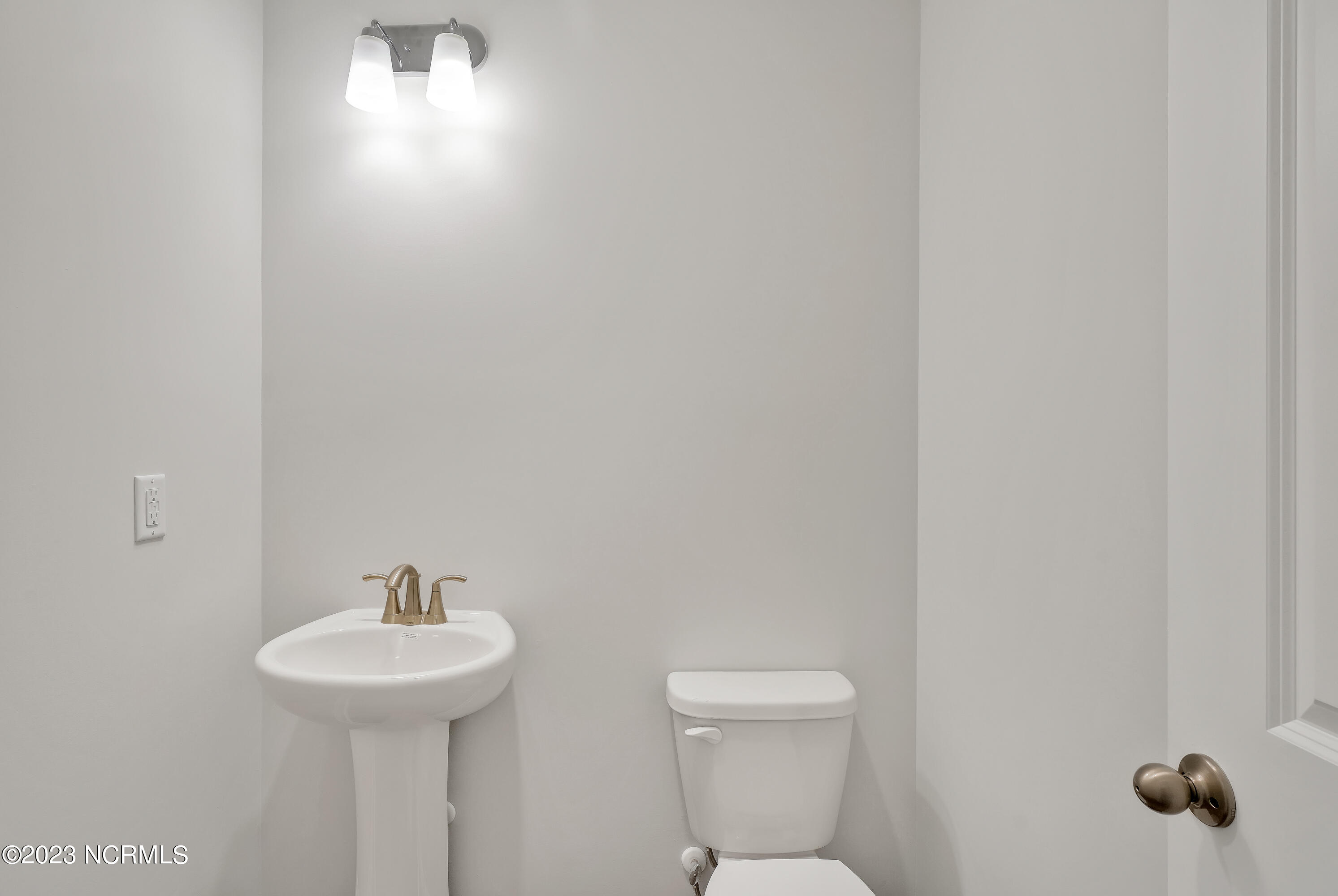 1142 Spincast Road Southport, NC 28461 - Photo 13 of 32 1142SpincastRoad-13