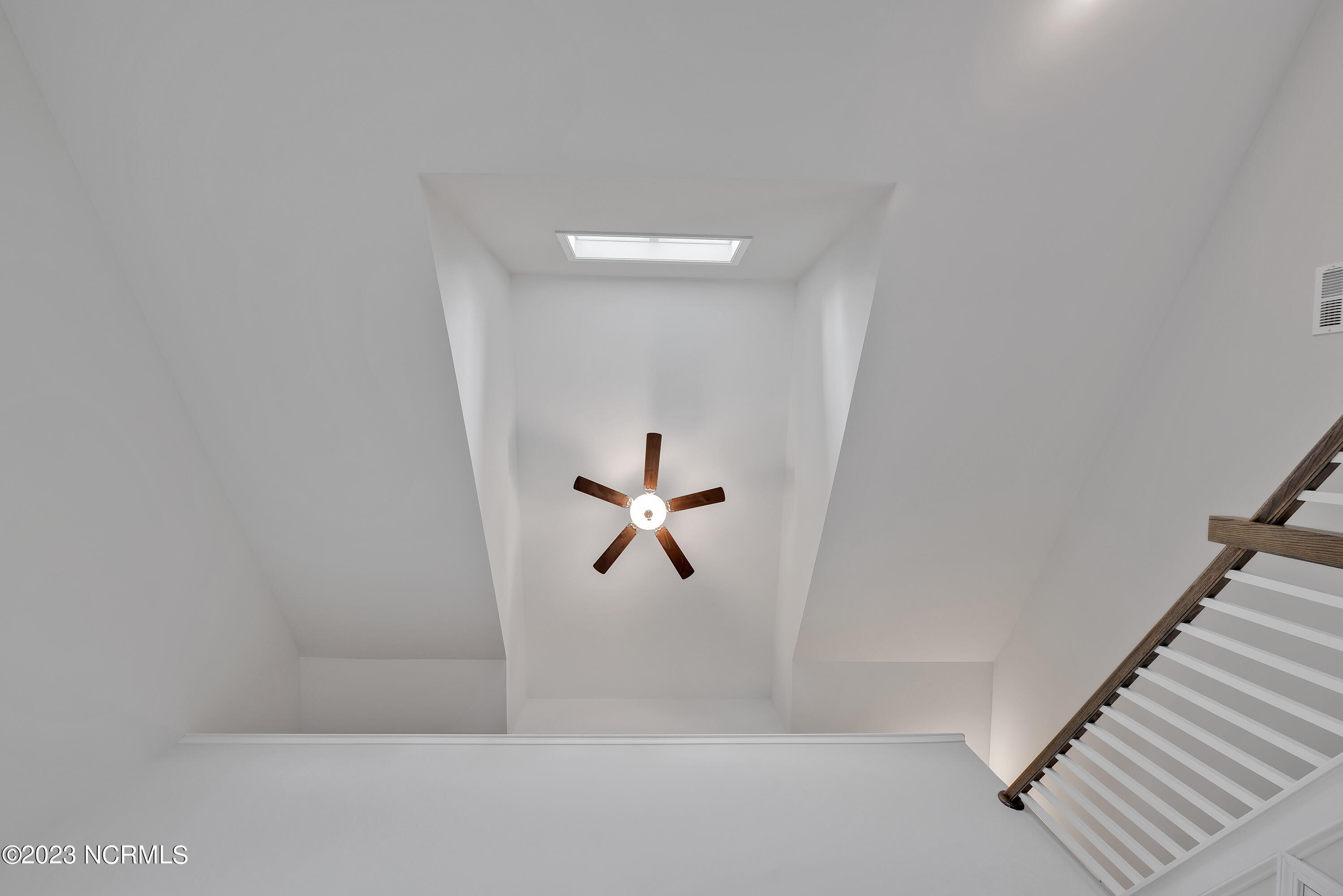 1142 Spincast Road Southport, NC 28461 - Photo 4 of 32 1142SpincastRoad-04