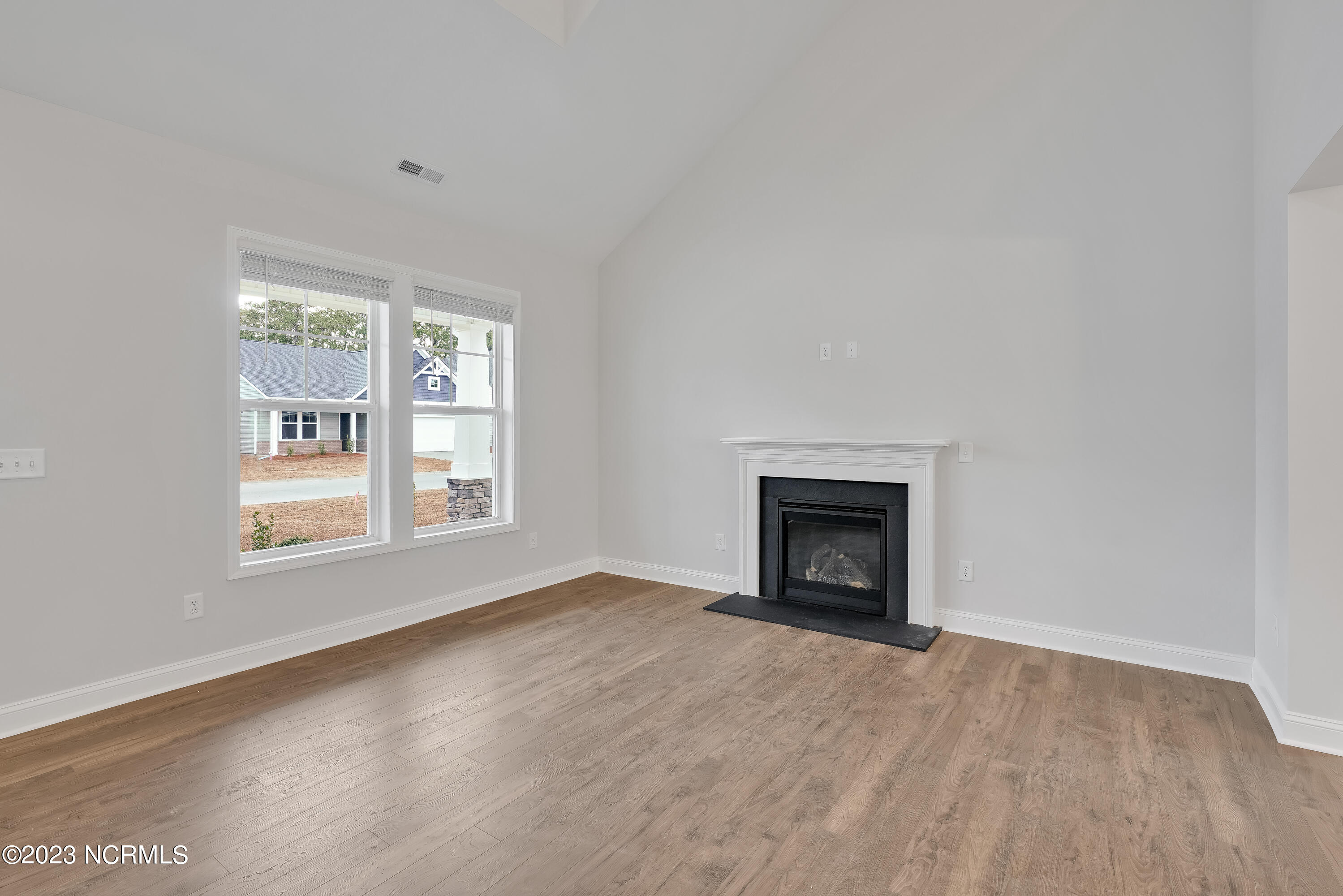 1142 Spincast Road Southport, NC 28461 - Photo 6 of 32 1142SpincastRoad-06