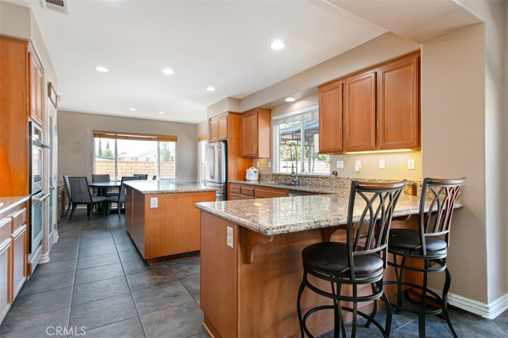 29315 Sequoia Road Canyon Country, CA 91387 - Photo 5 of 28