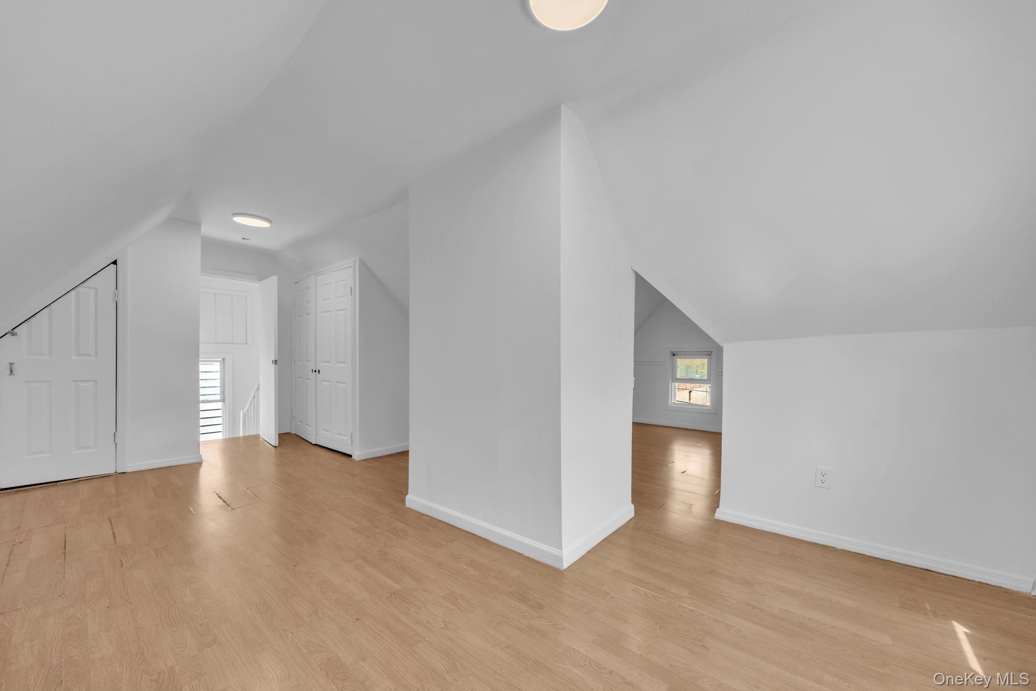 38 Trinity Place New Rochelle, NY 10805 - Photo 27 of 50