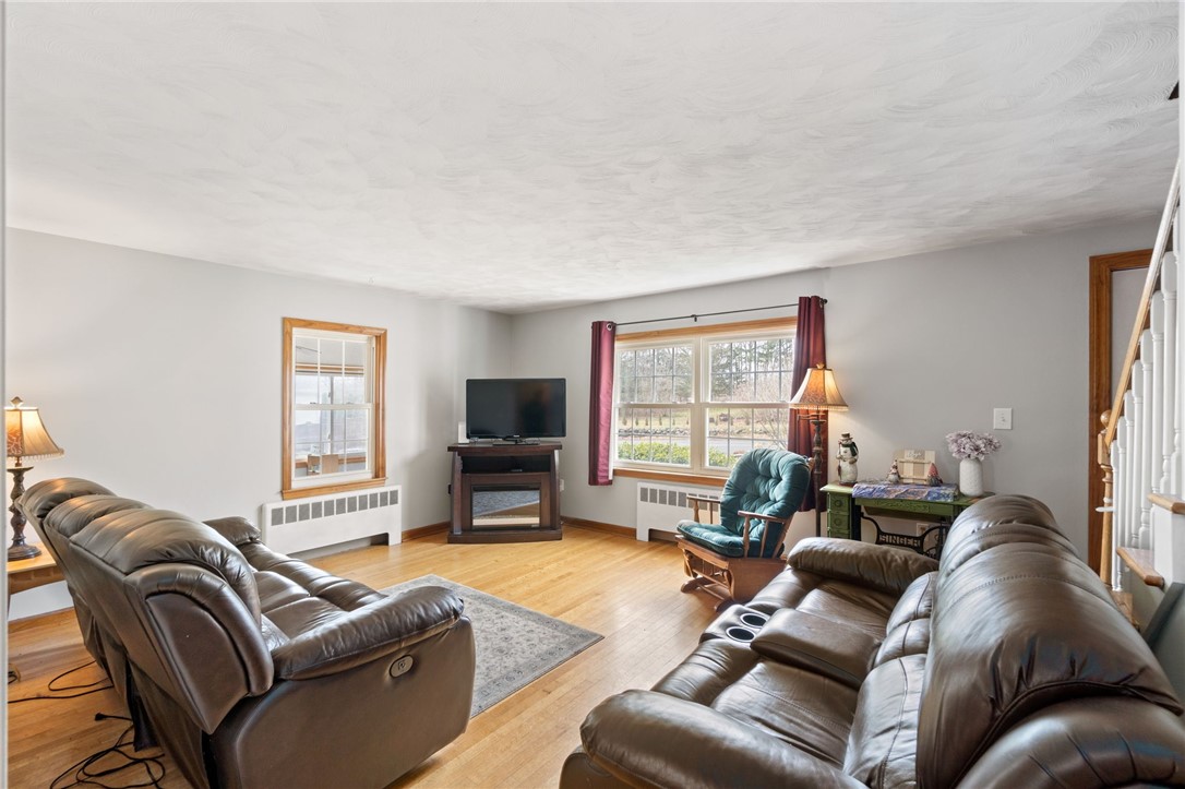 193 Hines Road Cumberland, RI 02864 - Photo 13 of 37