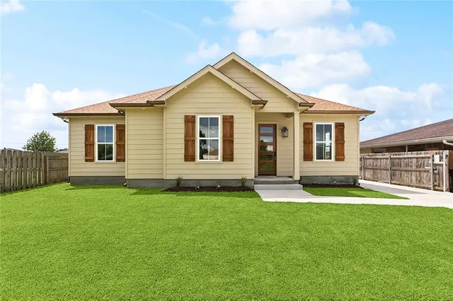 $327,000 | 2532 Paul Street, Meraux, LA 70075