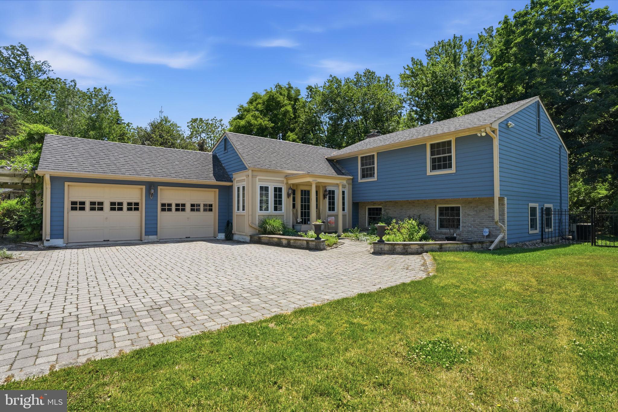621 River Road Yardley, PA 19067 - Photo 5 of 75