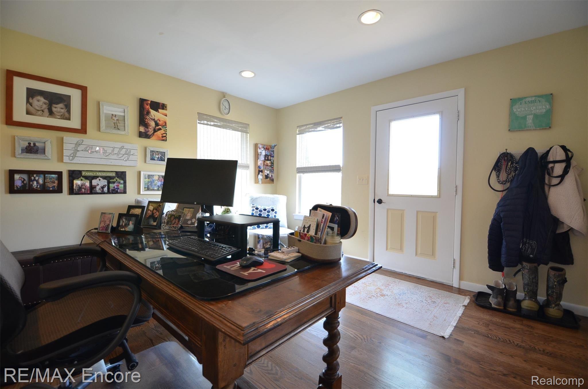 6331 Middle Lake Road Clarkston, MI 48346 - Photo 71 of 87 82809224-A127-4182-A24A-727114DA41D7.jpeg