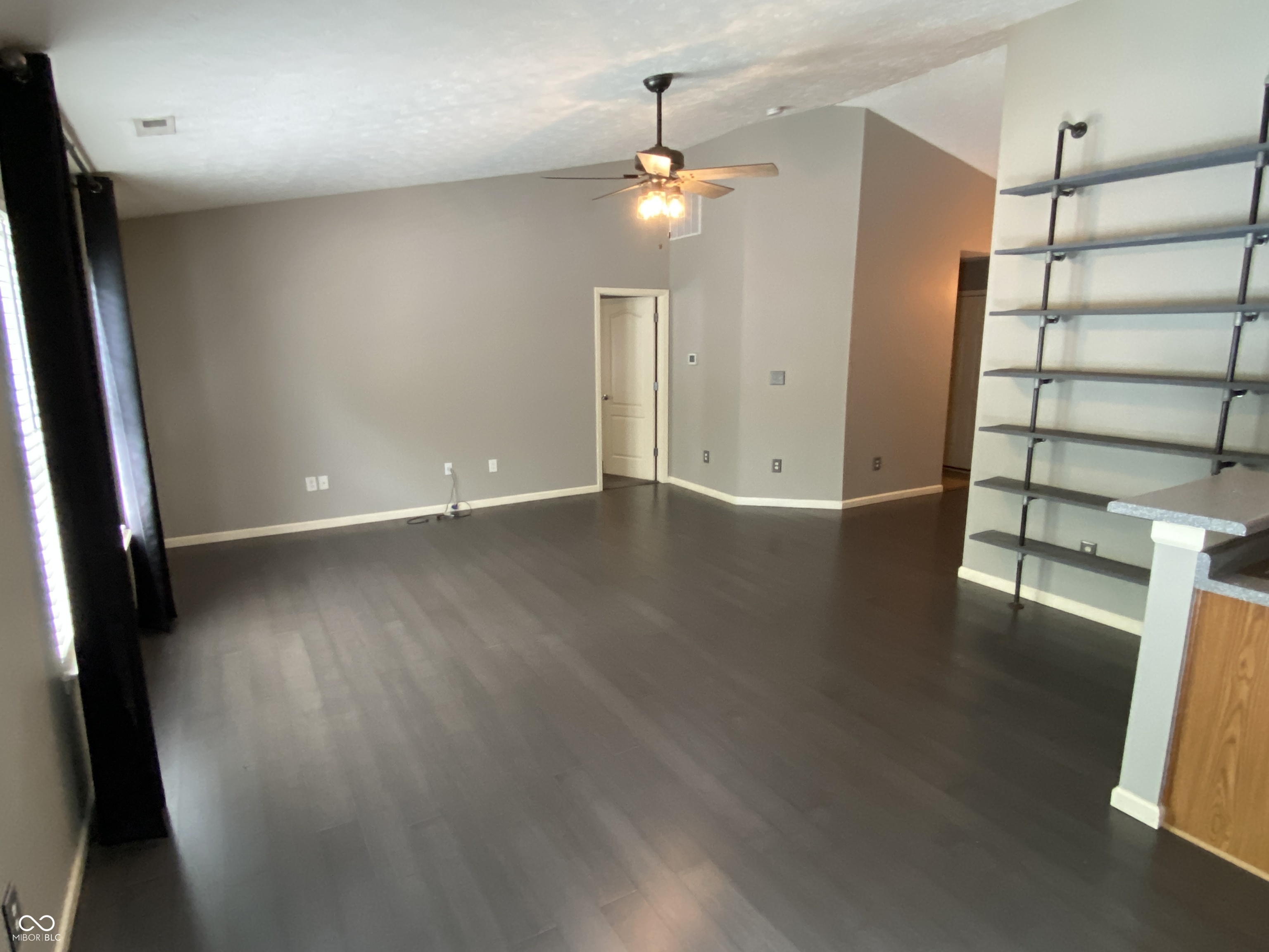 313 Tamarack Court Pendleton, IN 46064 - Photo 3 of 18