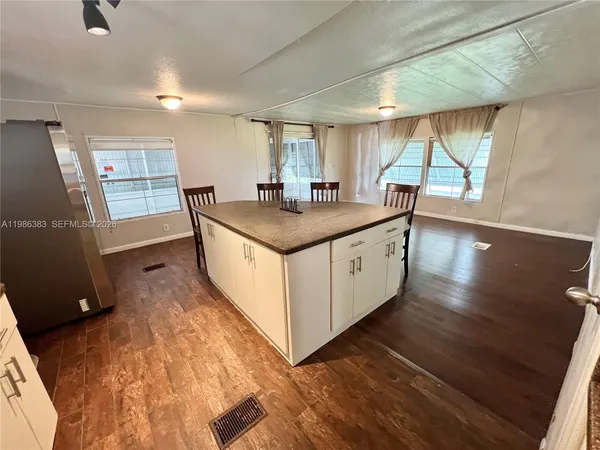 $1,900 | 10550 West State Road 84, Unit 244, Davie, FL 33324