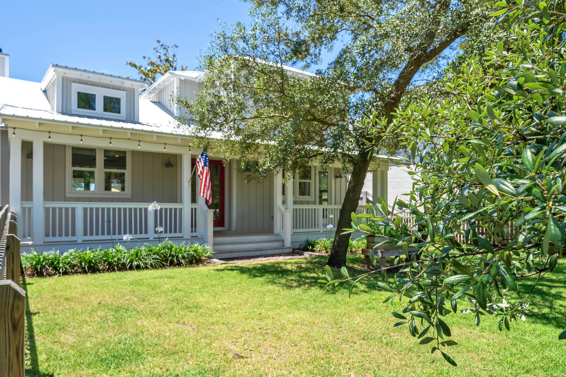 192 Buck Road Santa Rosa Beach, FL 32459 - Photo 7 of 74 front view of a house with a yard