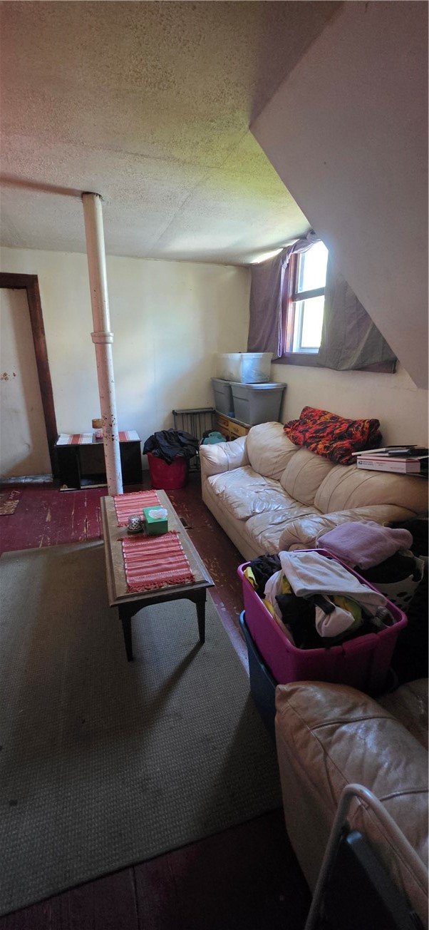 385 Fernwood Avenue Rochester, NY 14609 - Photo 17 of 28 Upstairs General Space
