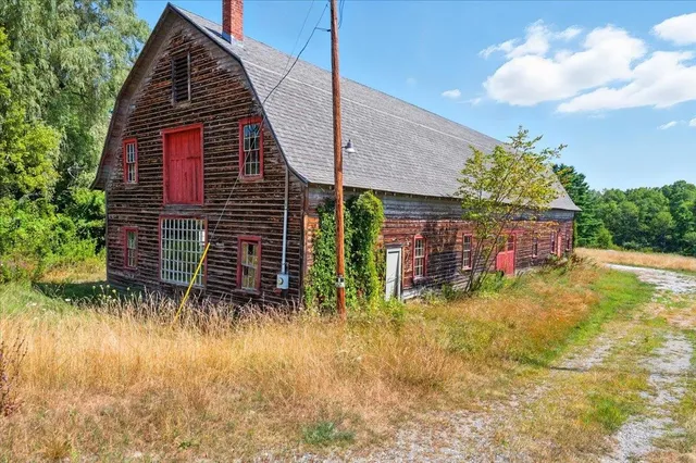 $399,000 | 46 Indian Point Road, Castleton, VT 05732